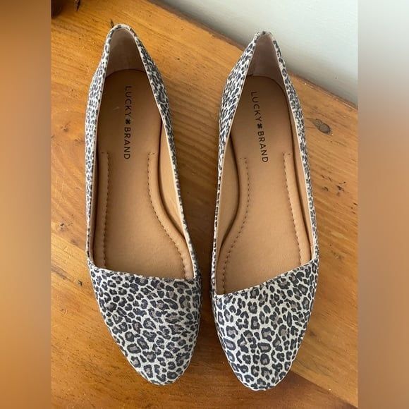 lucky brand leopard print asymmetrical flats size 8 - Picture 1 of 3